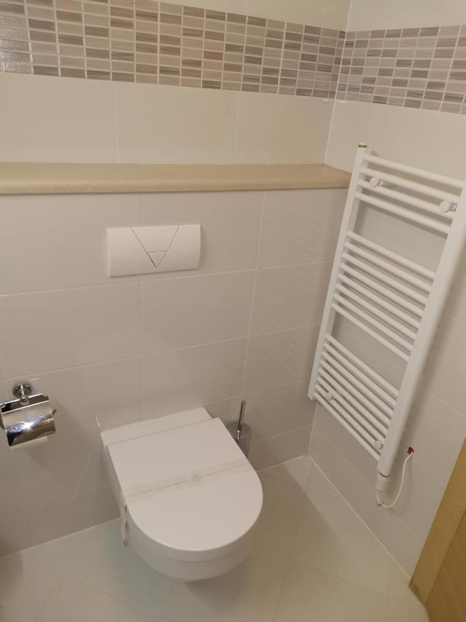 Hotel Quercus 드레베니크 외부 사진