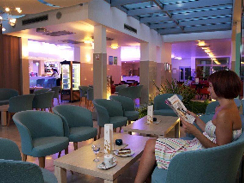 Hotel Quercus 드레베니크 외부 사진