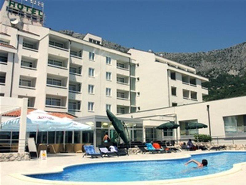 Hotel Quercus 드레베니크 외부 사진
